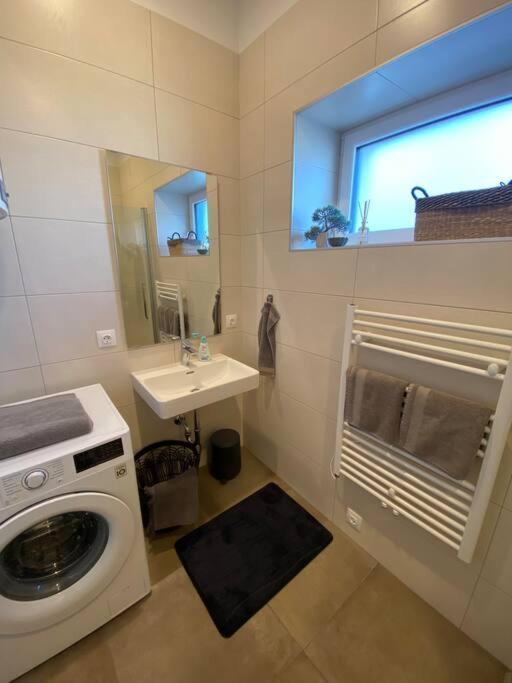 Apartament Wohnen Bahnstrasse 5 Klagenfurt am Woerthersee Zewnętrze zdjęcie